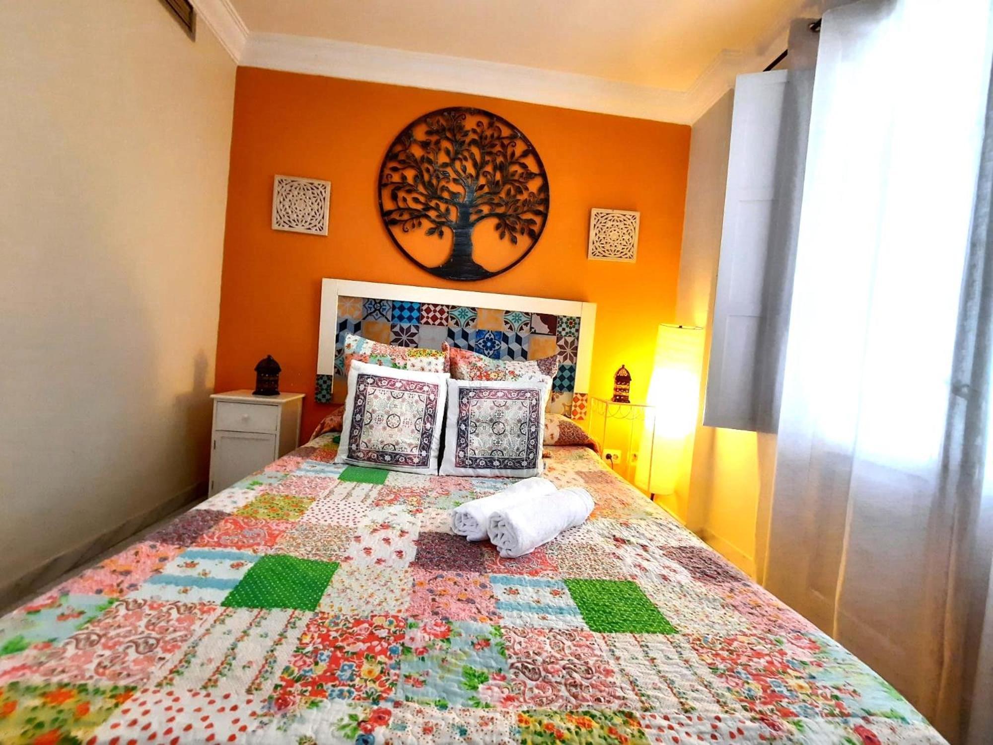 Budget And Cute Rooms With Balcony Sevilla Center Экстерьер фото